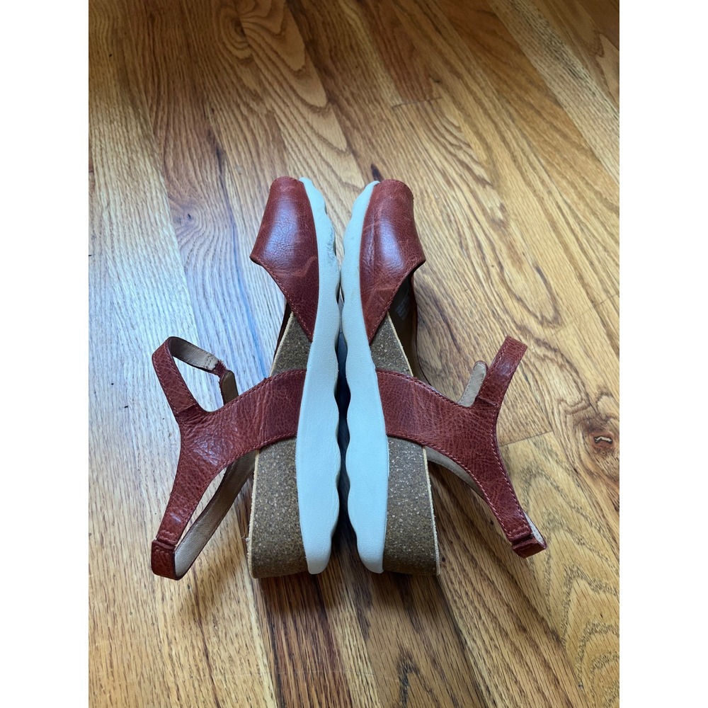Dansko Reece Rust Leather Wedge Sandals Peep Toe Ankle Strap Womens 40 - Picture 4 of 6